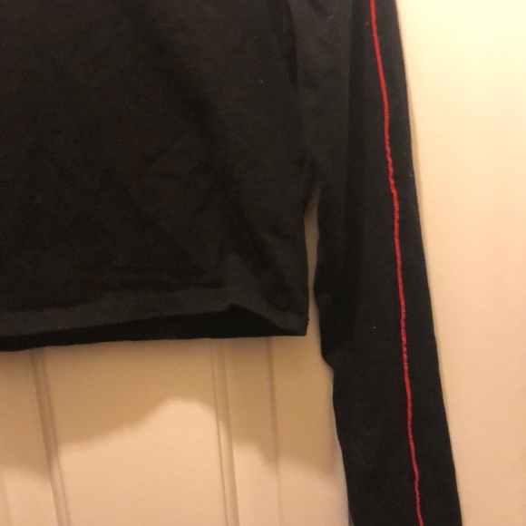 Fantasy turtle neck top - Picture 2 of 3